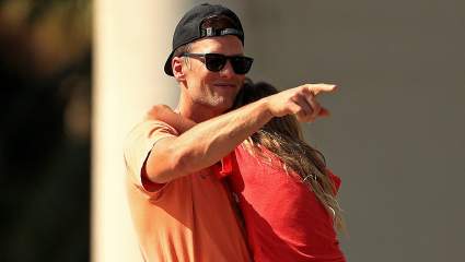 Tom Brady Trolls Himself After Buzzed Videos From Bucs’ Parade Go Viral