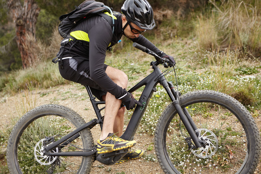 15 Best Electric Mountain Bikes For Your Money (2022)