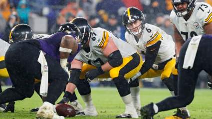 Steelers ‘Preparing to Bring Back’ Versatile O-Lineman: Report