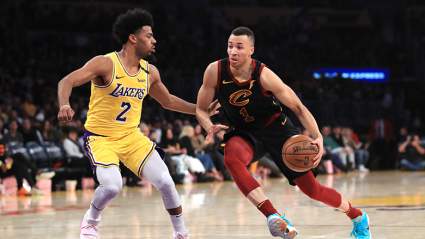 Recently Released Lakers Guard Lands With Eastern Conference Team: Report