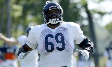 Ex-Bears Lineman Has New Deal Leaked in Crazy Way