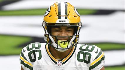 Packers to Re-Sign Young Receiver, Offensive Tackle: Report