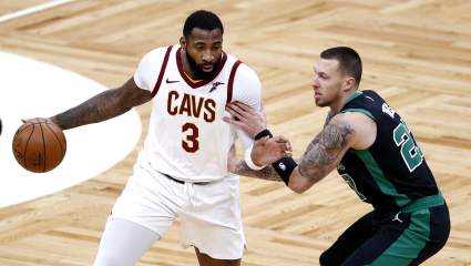 Lakers Are a Top Contender for Multiple Starting Big Men: Report