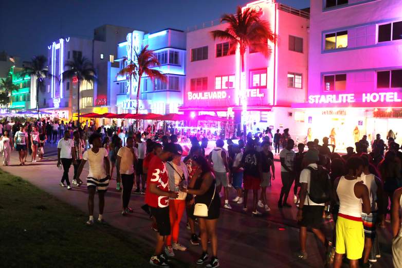 Miami Beach Spring Break Videos Crowds Go Wild