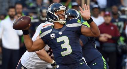 Russell Wilson Sets Bears Twitter on Fire With Latest Tweet