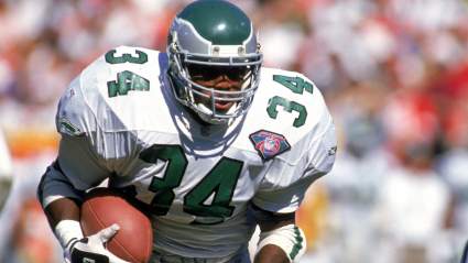 Donald Trump Urging Ex-Eagles Great to Run for U.S. Senate