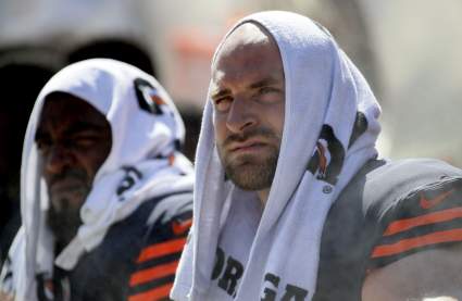 Three-Time Pro Bowl Guard Unretires, Signs 1-Year Deal With Chiefs: Report