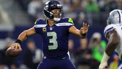 Former NFL QB Includes Cowboys in Plea for Russell Wilson Trade