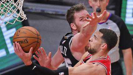 Zach LaVine Sounds Off on ‘Upsetting’ Loss to Spurs