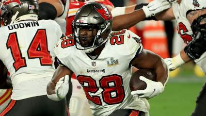 Leonard Fournette Makes Final Decision on Free Agency: Report