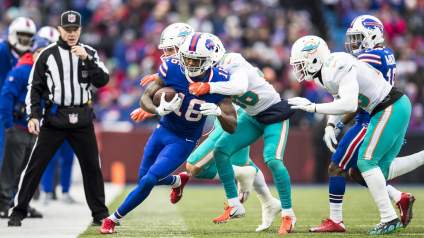 Former Bills Receiver, Once a Top Josh Allen Target, Signs With Rival