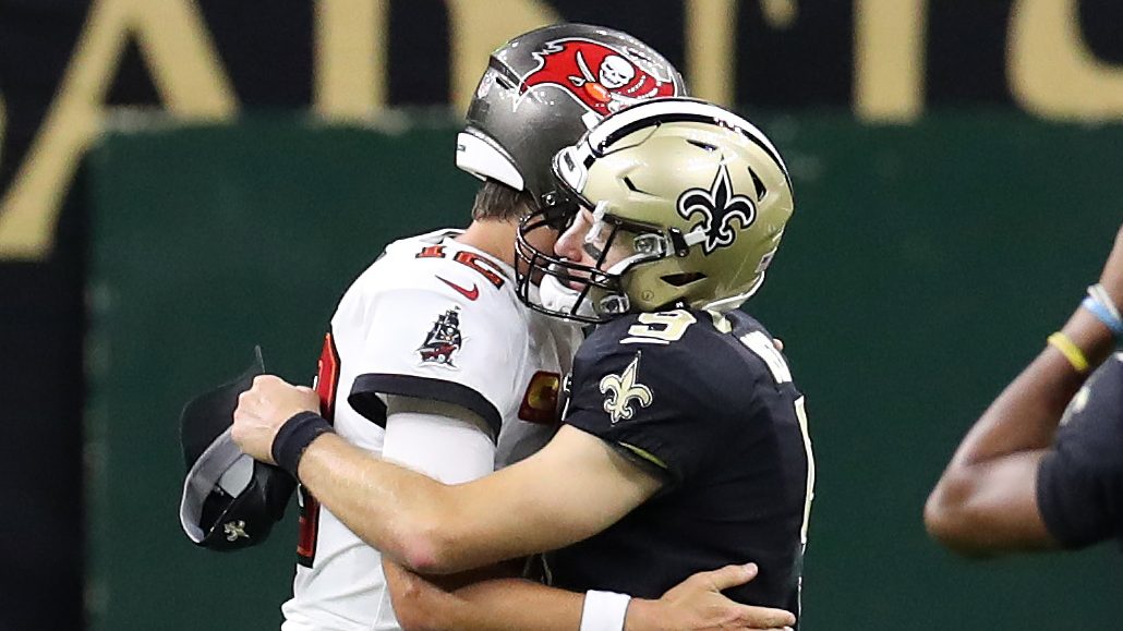 Bucs' Tom Brady Sends Message To Saints' Drew Brees