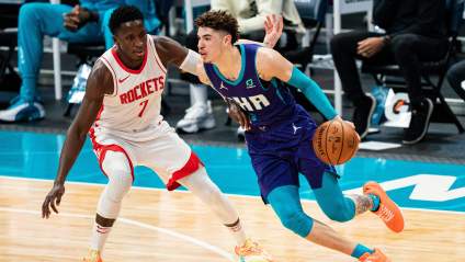 Insider Rates Odds of Warriors Swinging Blockbuster Deal at Deadline