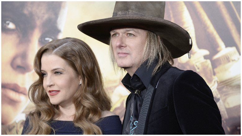 Lisa Marie Presley Divorce: She Asks a Judge to Make Her Single | Heavy.com