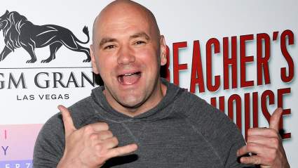 Full Crowd at UFC 261: ‘Fanssssss!!!!!!!!!!!!!!!!’ [WATCH]