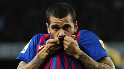 Xavi Wants Barcelona To Make Dani Alves U-Turn: Report