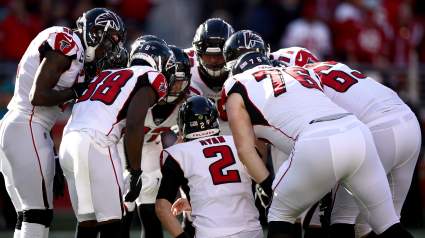 Falcons Fans React to Release of RB Ito Smith