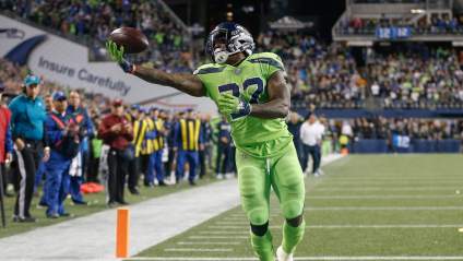 Chris Carson Makes Bold Statement About Seahawks Rushing Attack