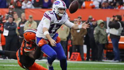 Cowboys Encouraged to Sign Ex-Defensive Rookie of the Year