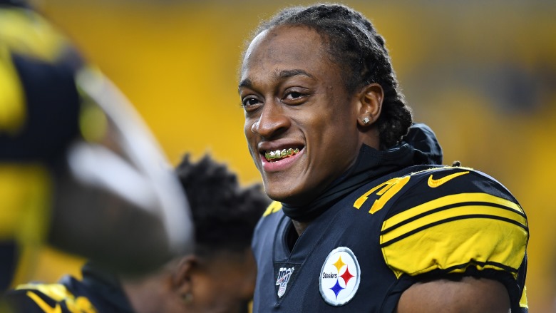 Terrell Edmunds offered a contract by the Steelers, chose Eagles