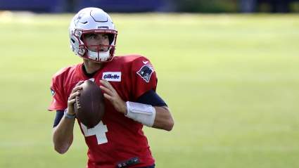 Jarrett Stidham Making Strong Push to Take Cam Newton’s Spot