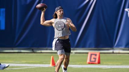 Bears Predicted to Make Bold Pre-Draft Trade for QB