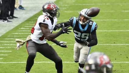 Lions Agree to Sign Former Panthers Cornerback: Report