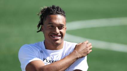 Potential QB Pick Does ‘Check Plenty of the Patriots Boxes’: Report