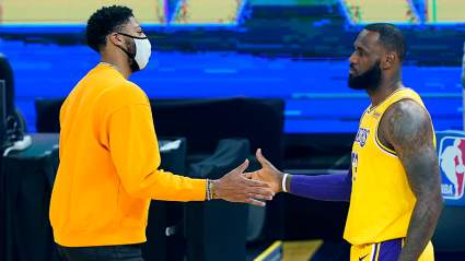 First Photo of Lakers’ ‘Big 3’ Goes Viral, LeBron James Reacts