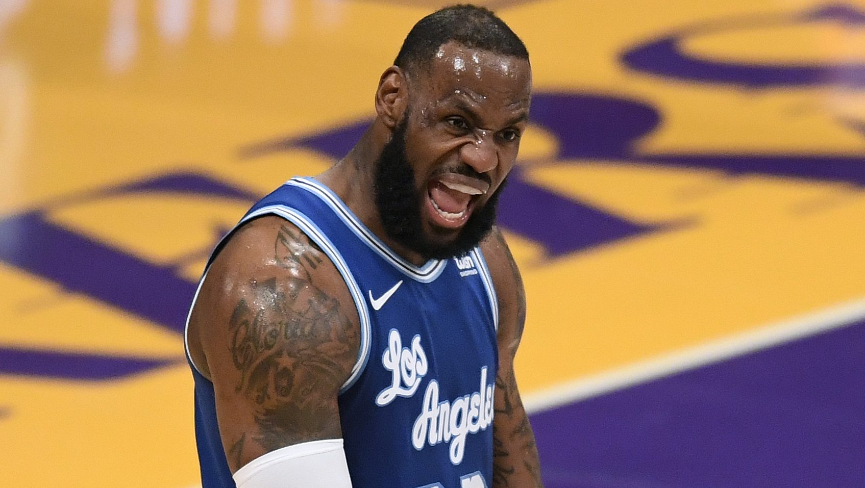 LeBron James is tired of waiting for Lakers moves: What our walk