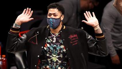 Lakers Star Anthony Davis Gets Firm Timeline for Return