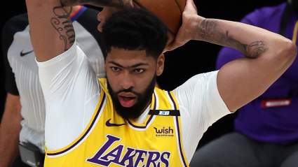 Lakers Star Anthony Davis Puts Western Conference Rivals on Notice