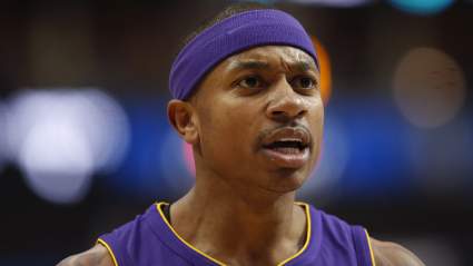 Ex-Lakers Guard Is Once Again a Free Agent