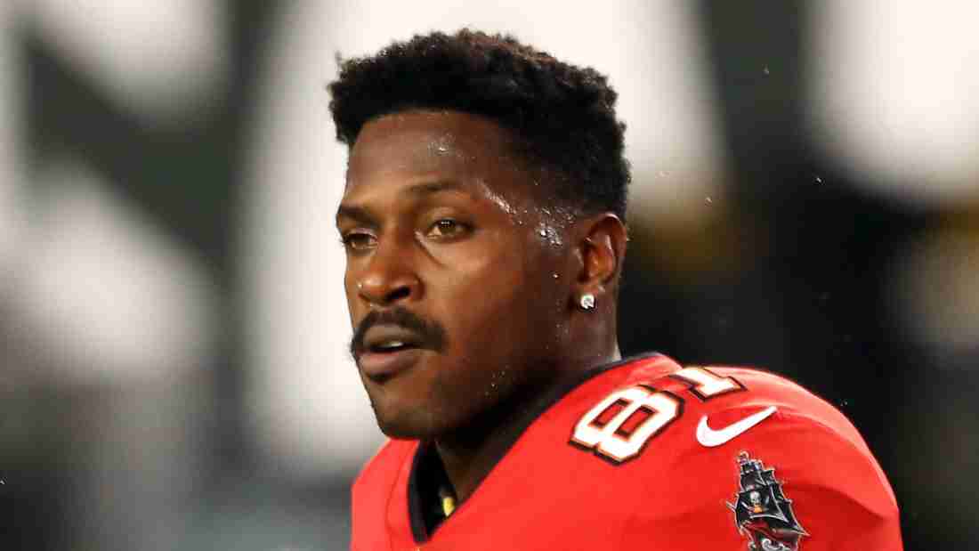 Buccaneers Give Surprising Update on Antonio Brown