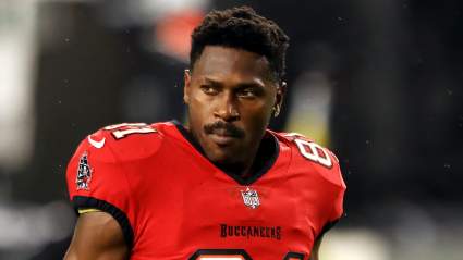 Bucs Star Antonio Brown Kicked out of Practice After Fist Fight [LOOK]