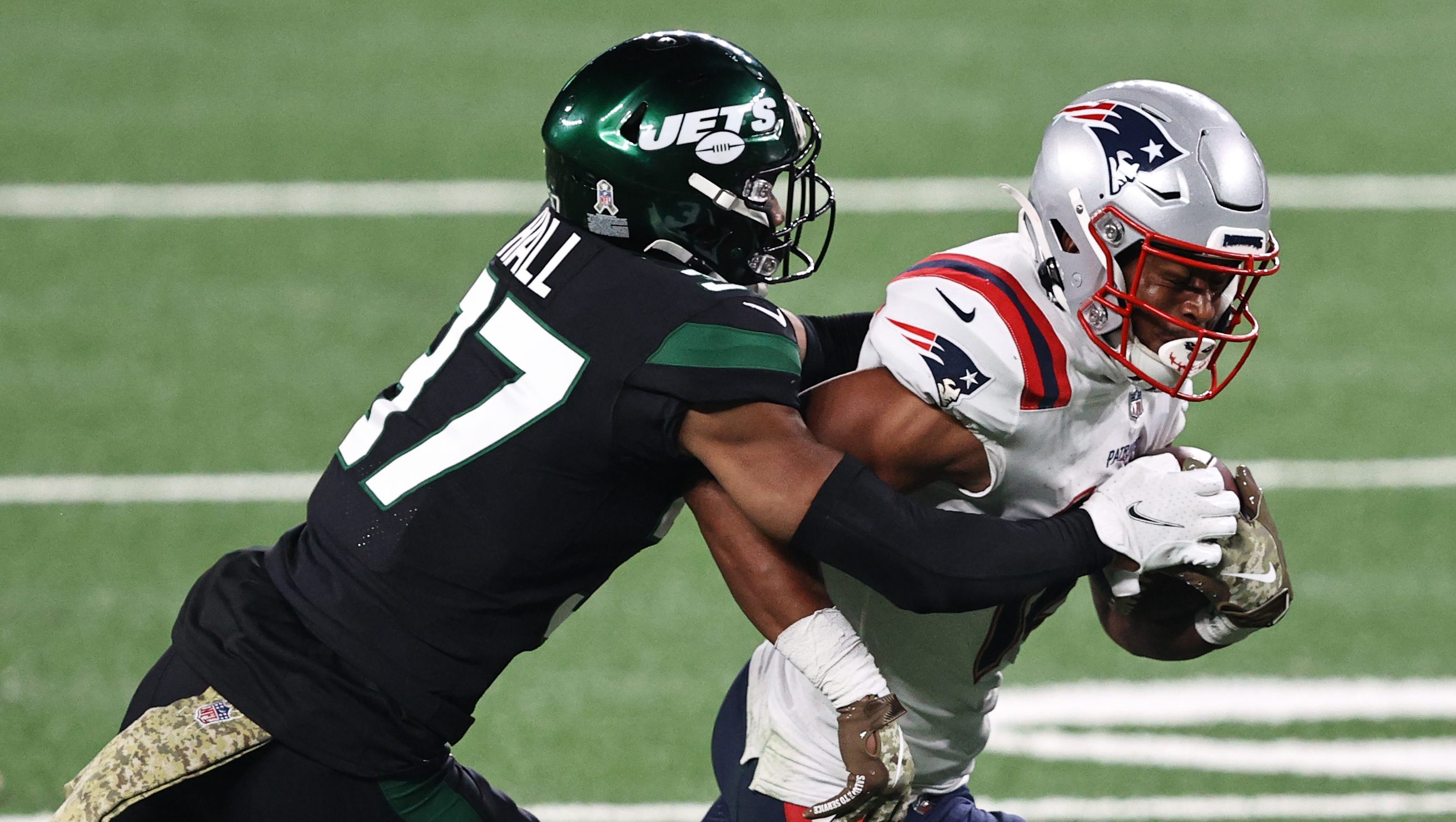 Eagles defensive end Vinny Curry, a New Jersey native, makes debut vs.  Chiefs