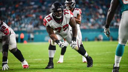 Falcons Sign Former Colts Guard: Report