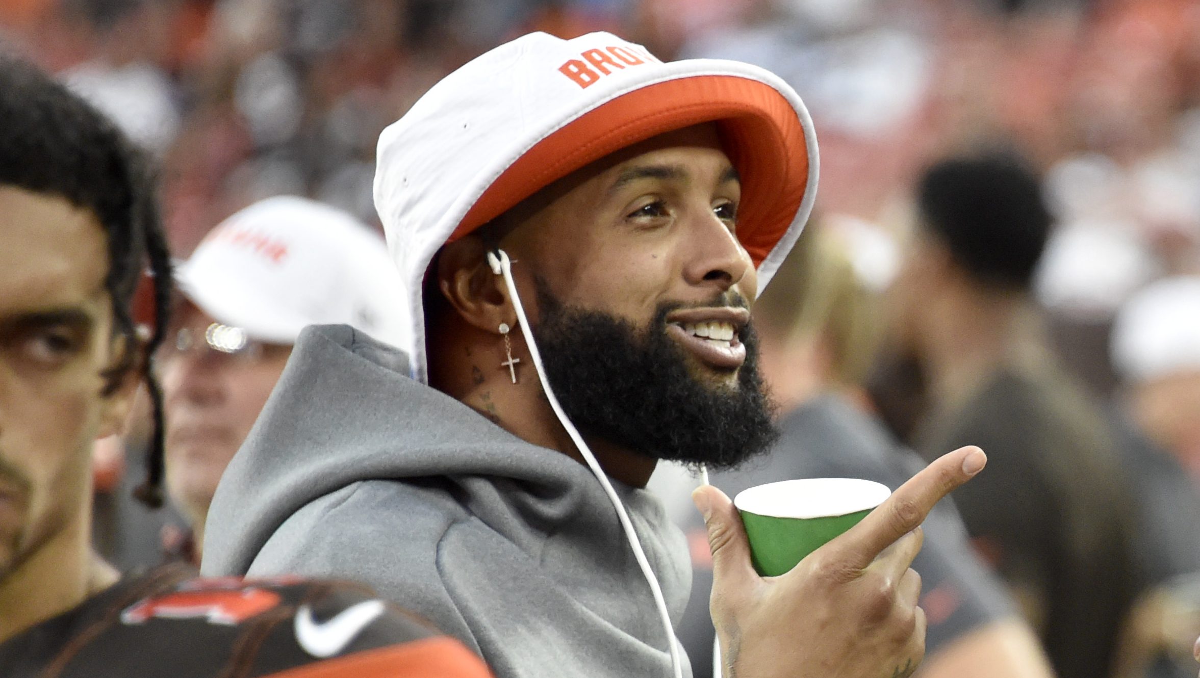 Odell Beckham Jr. writes heartfelt letter to Browns organization, fans -  Sports Illustrated