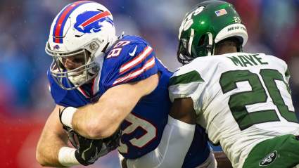 NFL Rumors: Eagles Swapping Zach Ertz for AFC East TE?