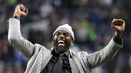 Straight Bass, Homie: Vikings’ Randy Moss Hooks Fish to Honor Minnesota Sports Legend [LOOK]