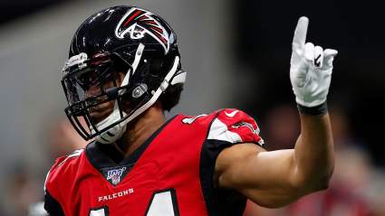 Jets Linked To Former NFL Sack King as Potential FA Target