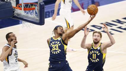 Nets Could Chase Blockbuster Trade for Star Center This Summer: Report