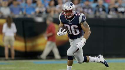 Former 49ers Running Back, Pro Baseball Player Signs With Patriots