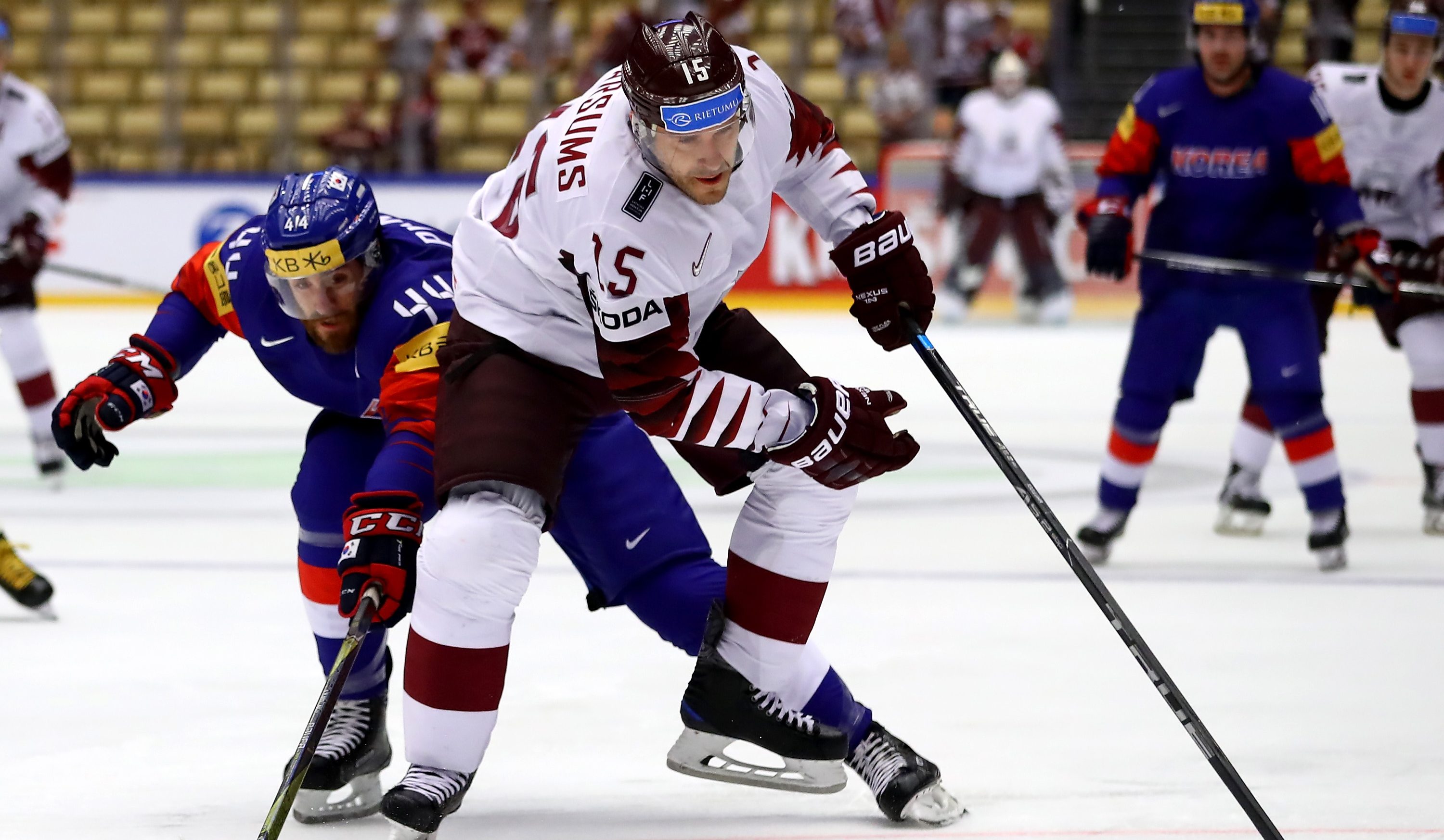 ASV pret Latviju hokeja tiešraide: kā skatīties tiešsaistē