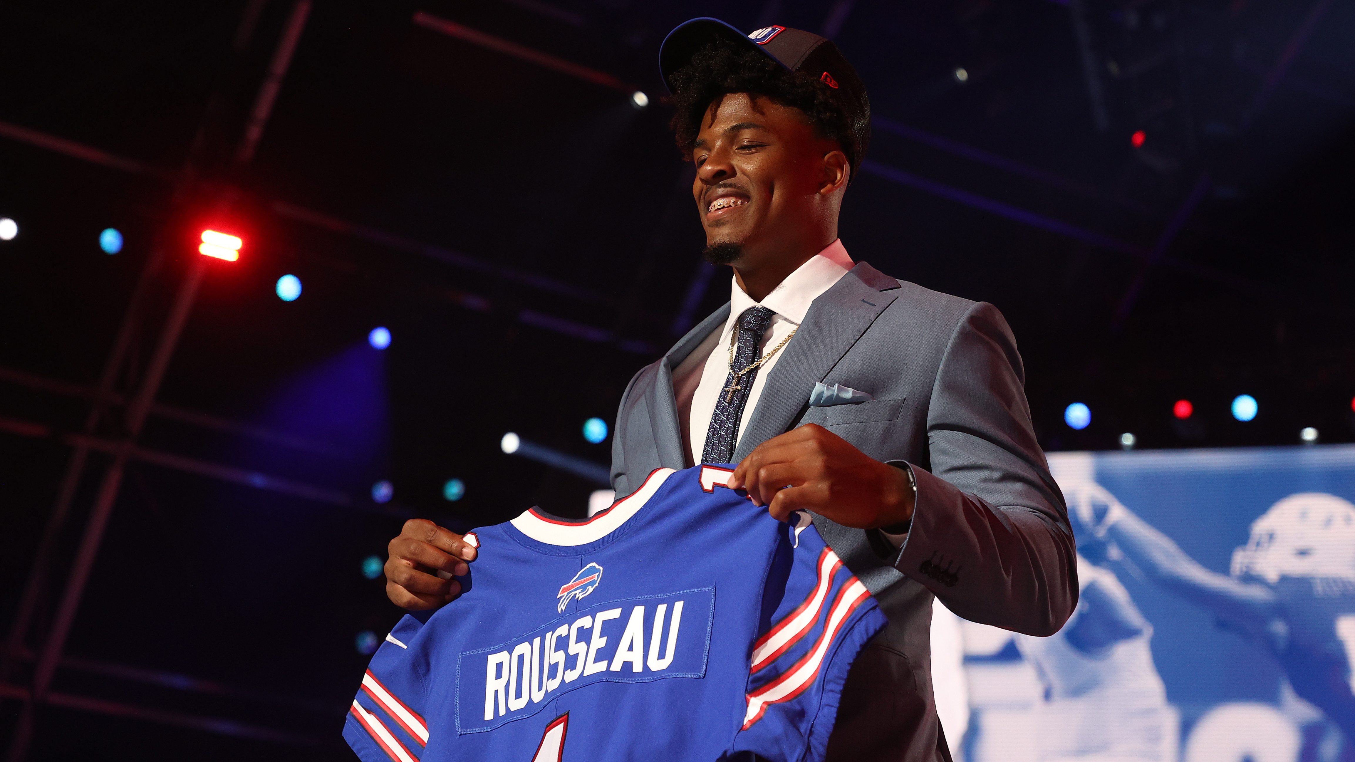 Bills' Greg Rousseau opted out at Miami to spare mom from pandemic