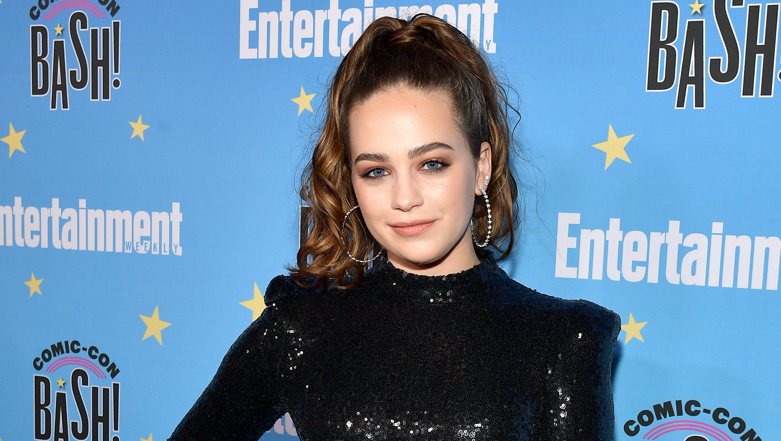 Mary mouser big ass Mary Mouser Addresses Fans Who Think Sam Is The Real Villain Heavy Com