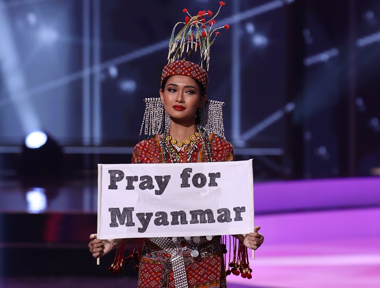Miss Myanmar National Costume