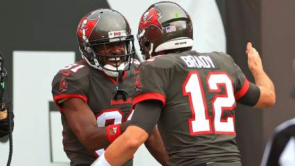 Antonio Brown Sends Heartfelt Message to Tom Brady, Bucs