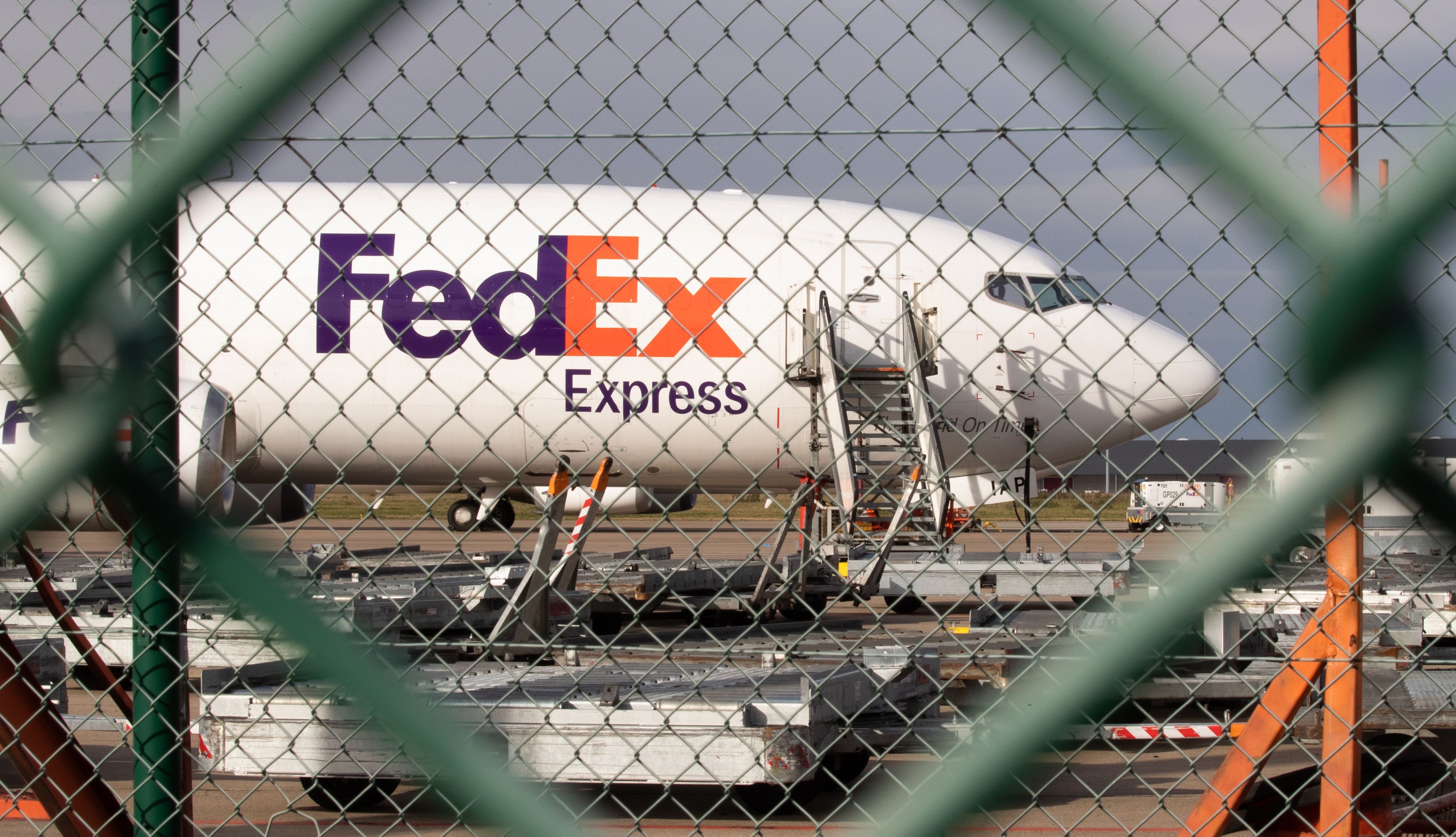 Does Fedex Delivery Run on Memorial Day 2021?