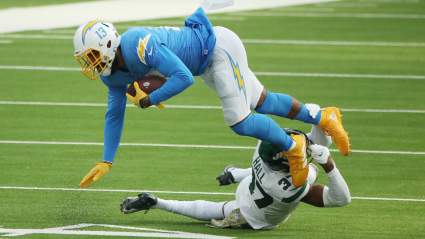 Jets Defensive Coordinator Says Bryce Hall Must Earn Starting CB Job
